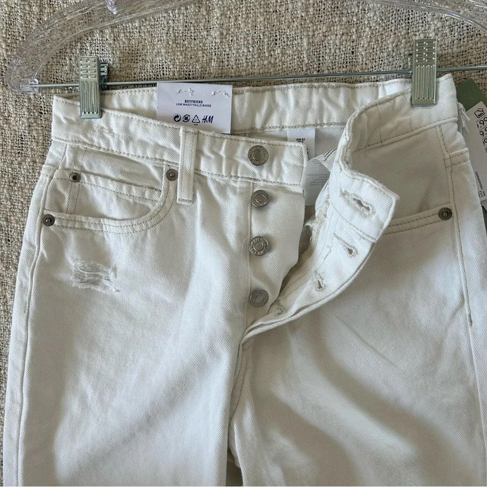 H & M White Boyfriend Low Waist Jeans Size 0 - Picture 4 of 7